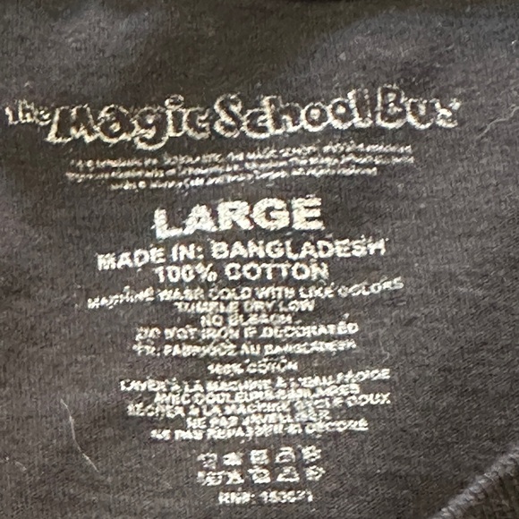 The Magic School Bus Graphic T-Shirt Size Large - Picture 3 of 7